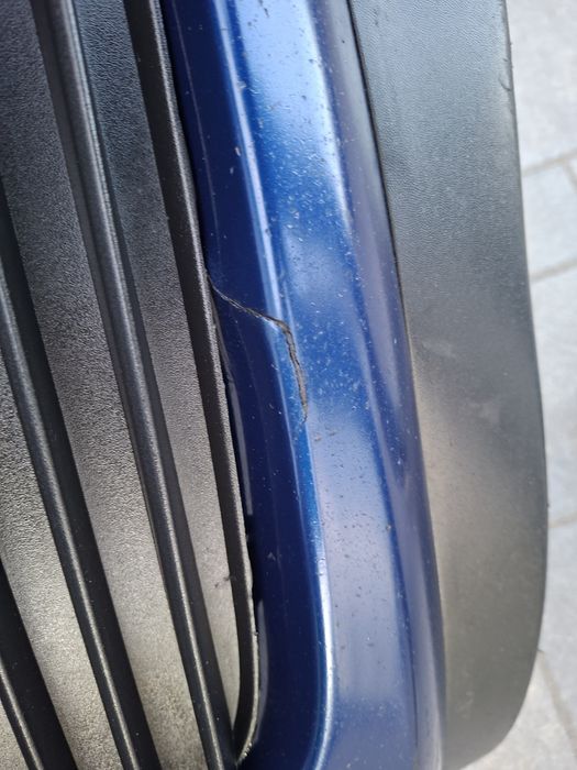 Opel Astra 3 h zderzak 04-07 przod 4/5 drzwi przedni niebieski z21b