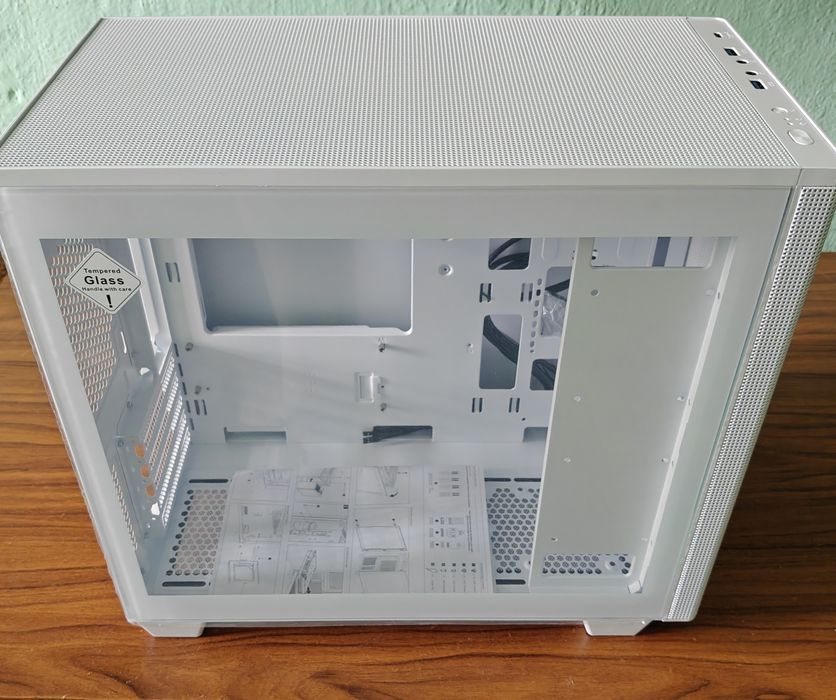 Корпус AeroCool Stormfront Mini-G-WT-v1 White (ACCM-ES10003.21)