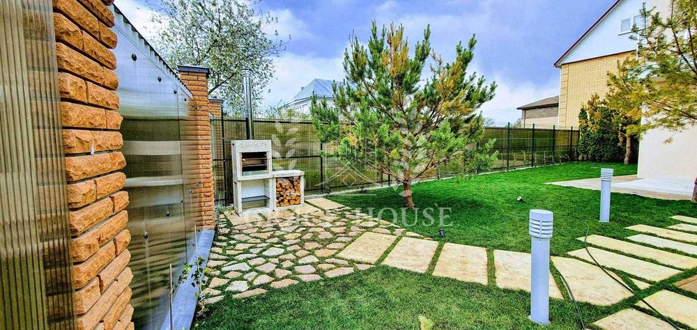 Продаж будинку 200м Конча-Заспа Віта-Литовська Чапаївка Коник Водників Острів Голосіївський район Київ 5 спалений будинок в закритому містечку