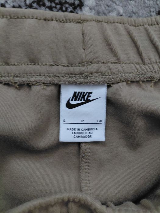 Продам штани орігінал  от костюма NikeTech Fleece.