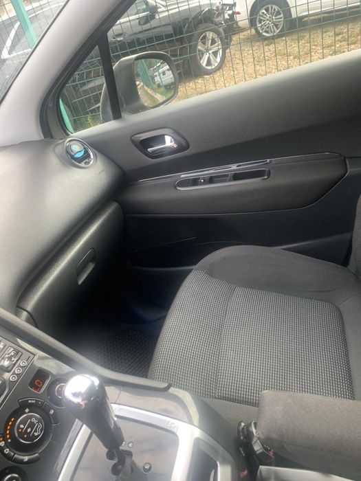 Продам авто Пижо 5008