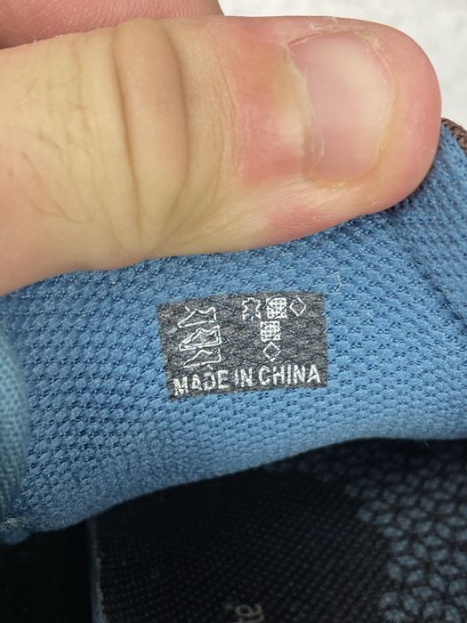 Жіночі шкіряні кросівки Ecco Biom 38p