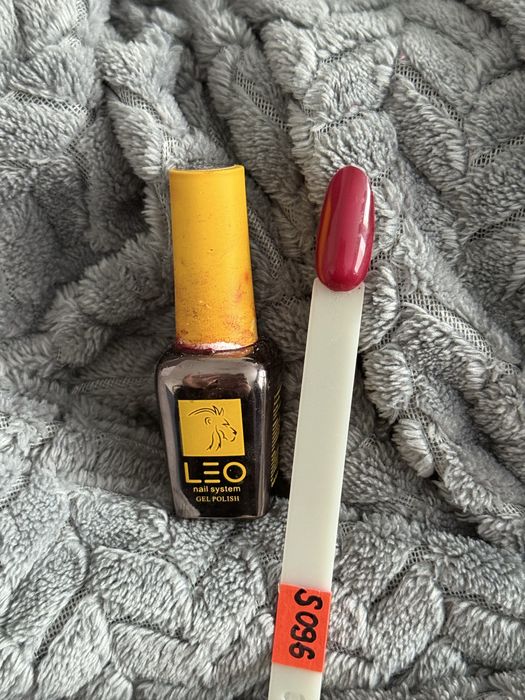 Продам багато гель лаків в наявності 23 шт