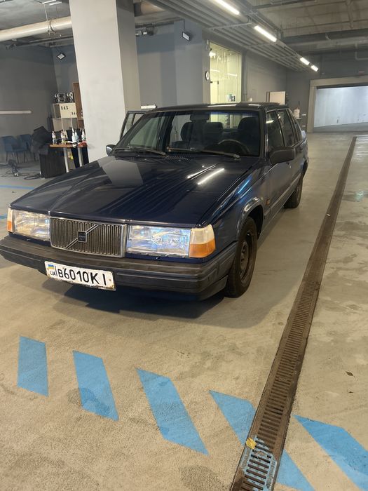 Volvo 940GL 1993