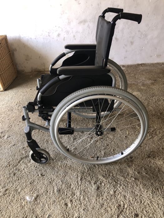 Cadeira de rodas Invacare