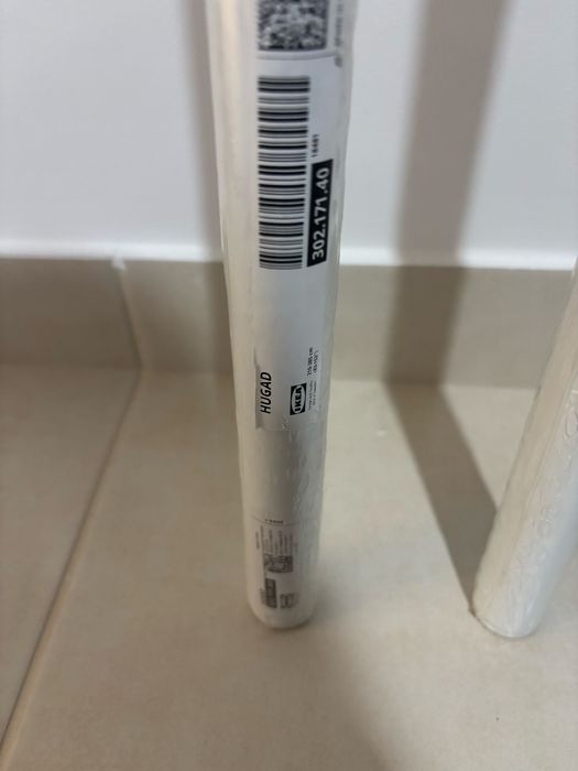 Dois varões para cortinados Ikea HUGAD
