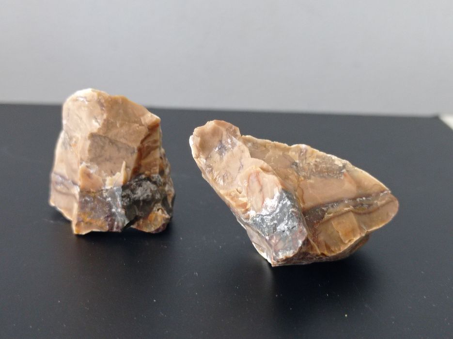 Minerał z Maroka, jaspis. 2 bryłki