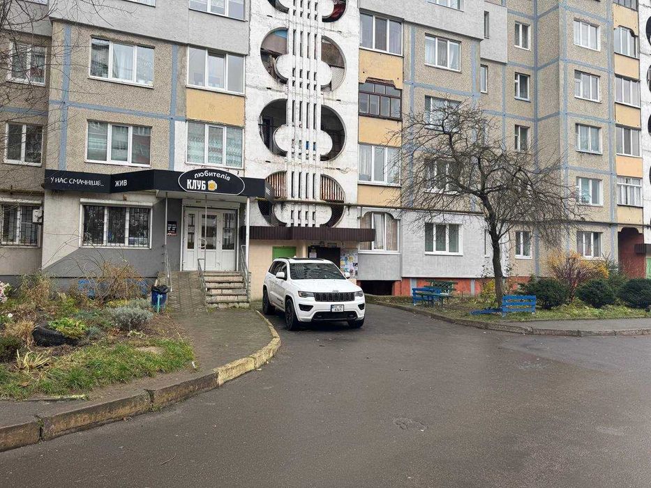 Нежитлове приміщення Коновальця 14            75000