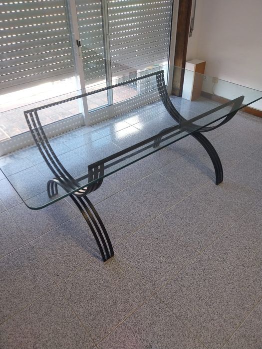 Vendo mesa de ferro
