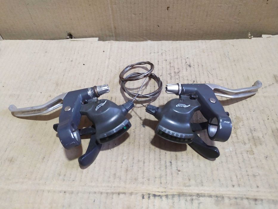 Моноблоки, манетки Shimano Alivio- ST-MC12, 3х7скоростей