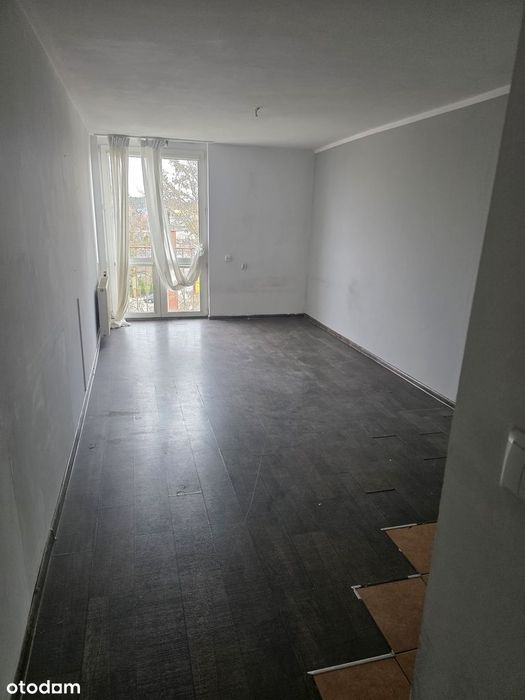Mieszkanie 3-pokojowe z piwnicą i ogrzewaniem miejskim - Widok 3