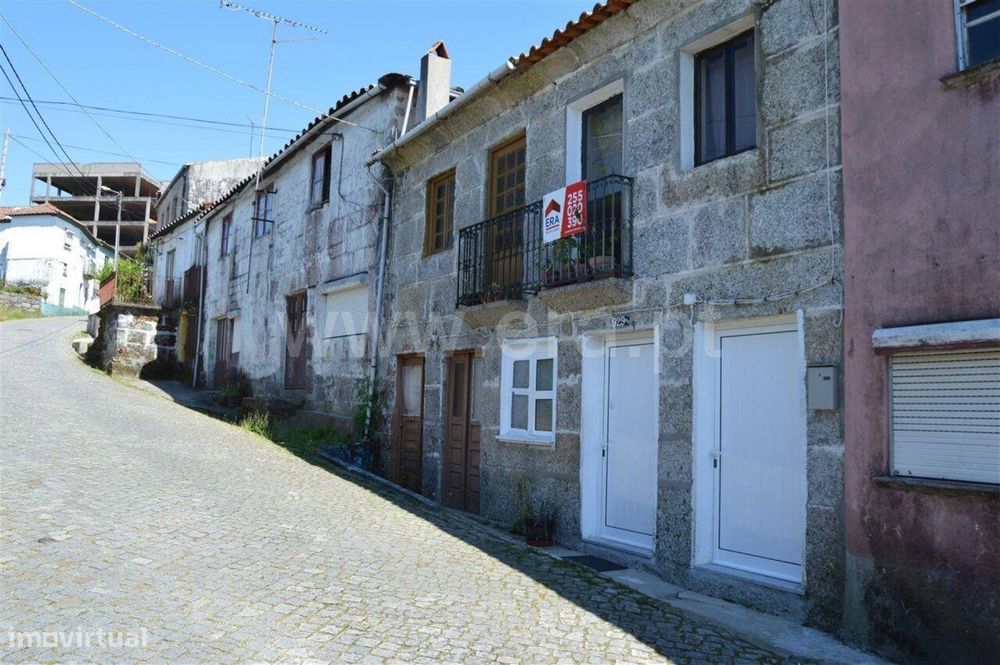 Moradia T4 / Marco de Canaveses, Marco