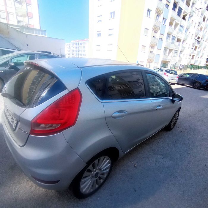 Carro Ford Fiesta