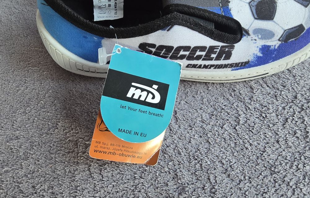 Kapcie chłopięce MB r. 32