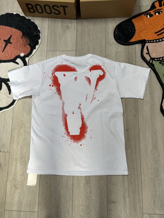 Biala koszulka z nadrukiem VLONE