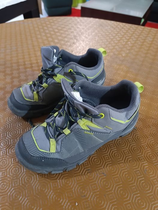 Bota sapatilha de criança