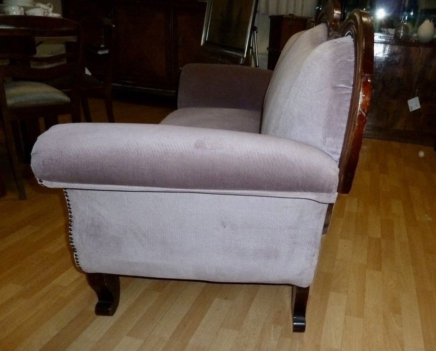 Elegancka sofa trzyosobowa bidermeier