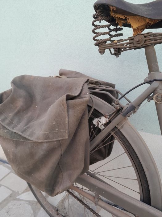 Bicicleta Yé-Yé Clássica com Restauro Militar – Alta Durabilidade