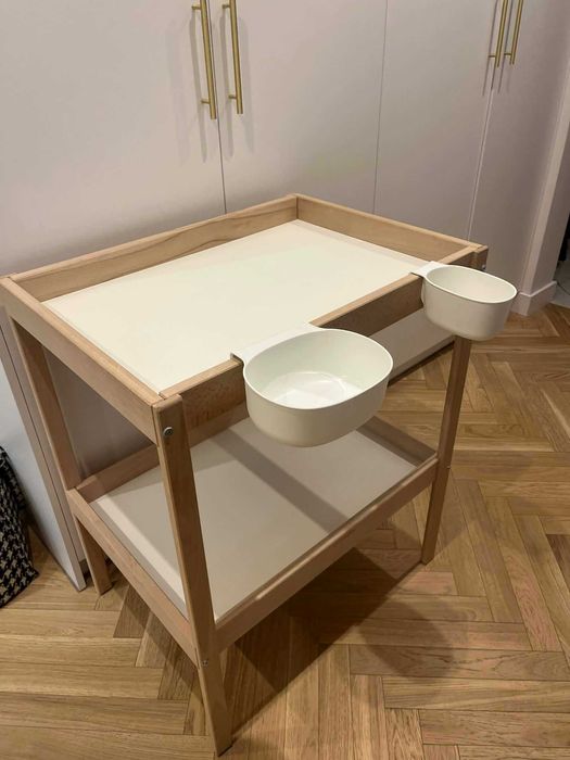 Przewijak Ikea Sniglar - stół do przewijania + pojemniki