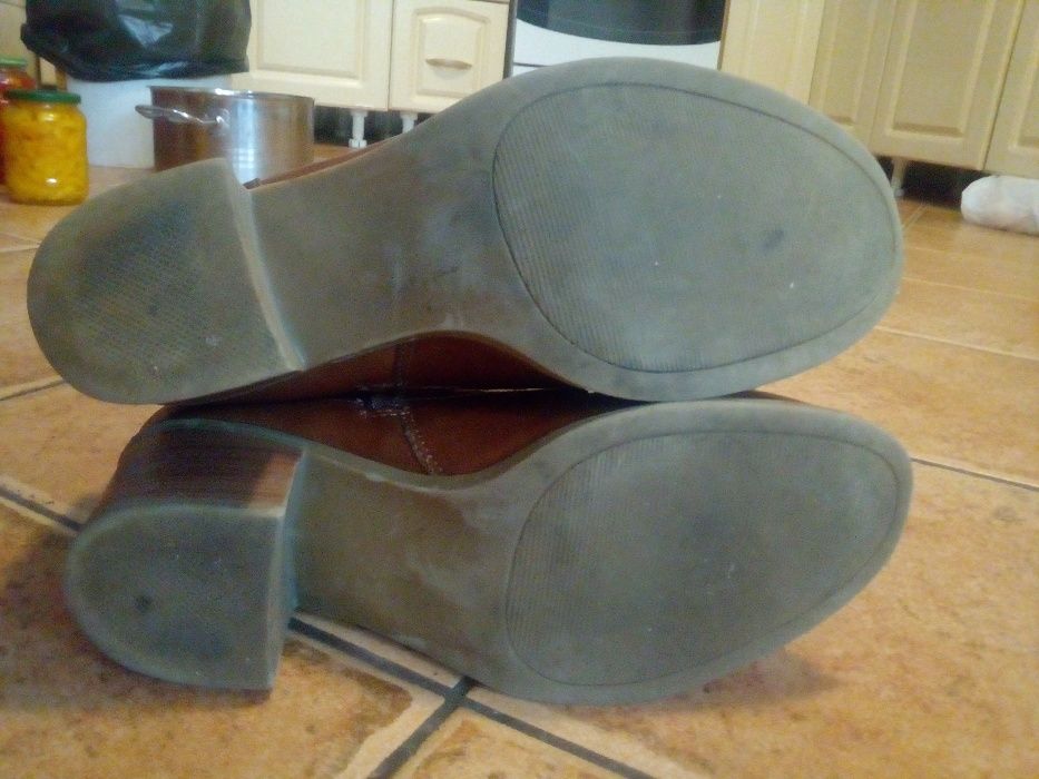 Skóra kozaki rozmiar 43 (na szerszą łydkę)