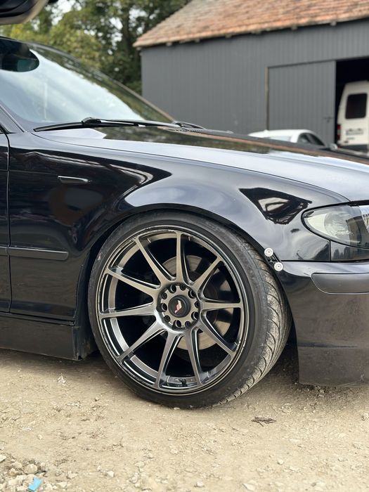Bmw e46.