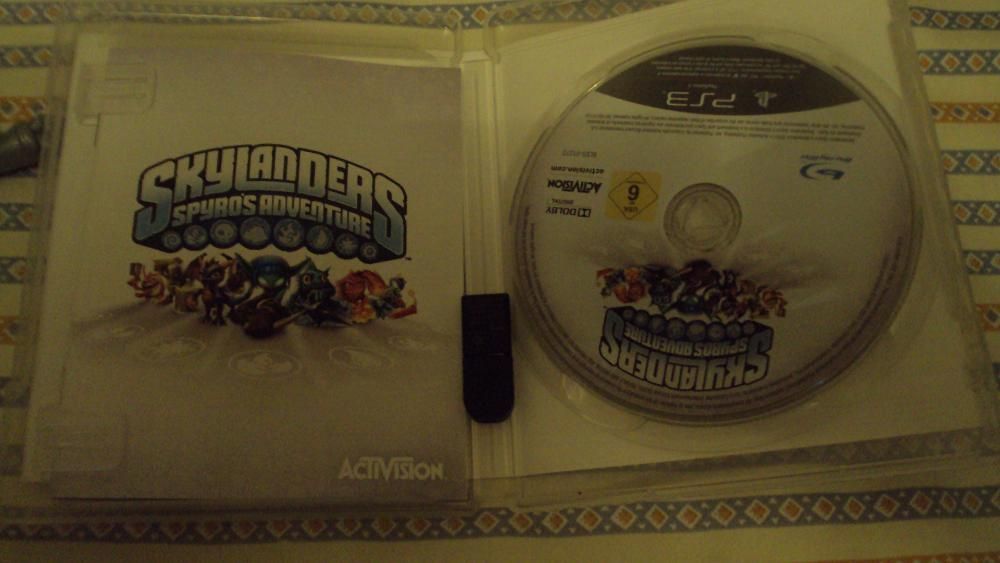 Jogo Skylanders Ps3, com 8 figuras