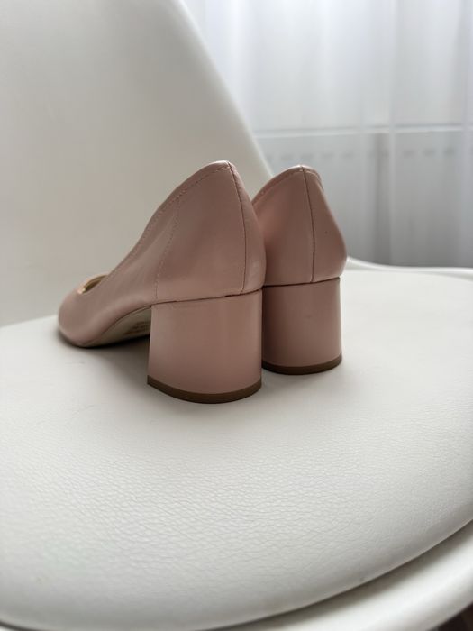 Шкіряні туфли steve madden mollie / лодочки на стійкому каблуці