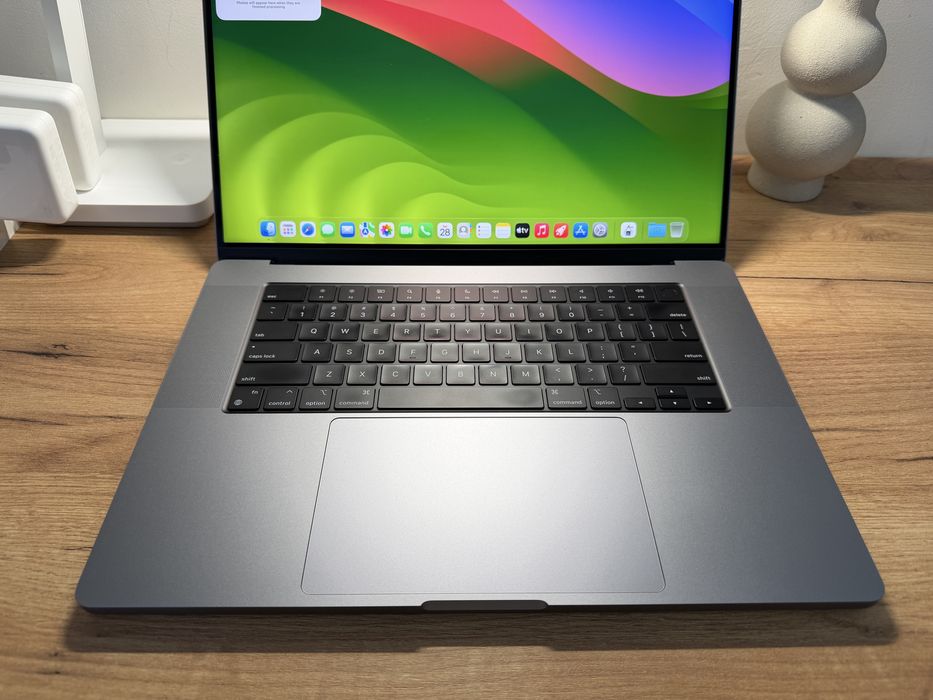 MacBook Pro 16’ 2023 19 GPU M2 Pro 16Gb 512Gb 88%