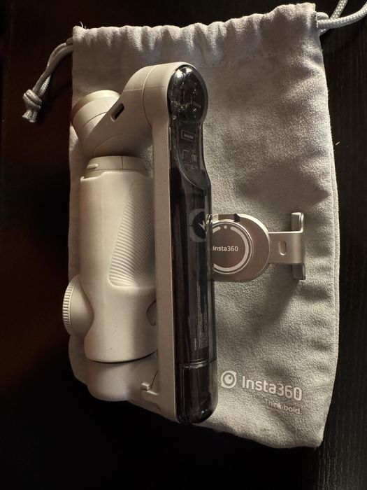 Insta360 Flow gimbal cinza