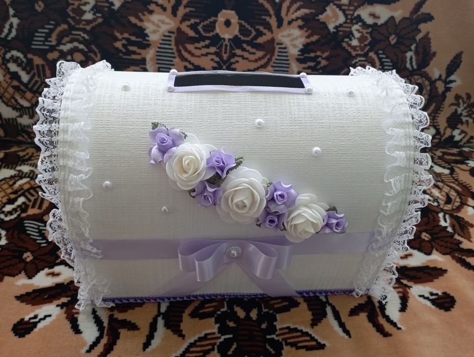 Весільна коробка, ящик, корзина, казна для збору вітальних конвертів