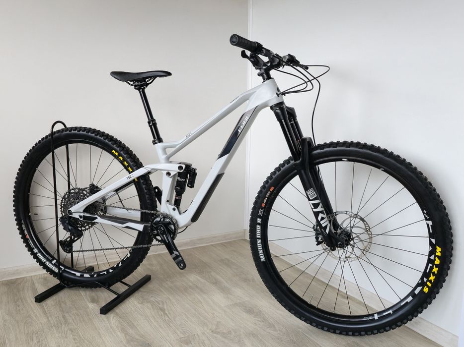 Карбоновий двухпідвіс Cube Stereo Race 150 c:62