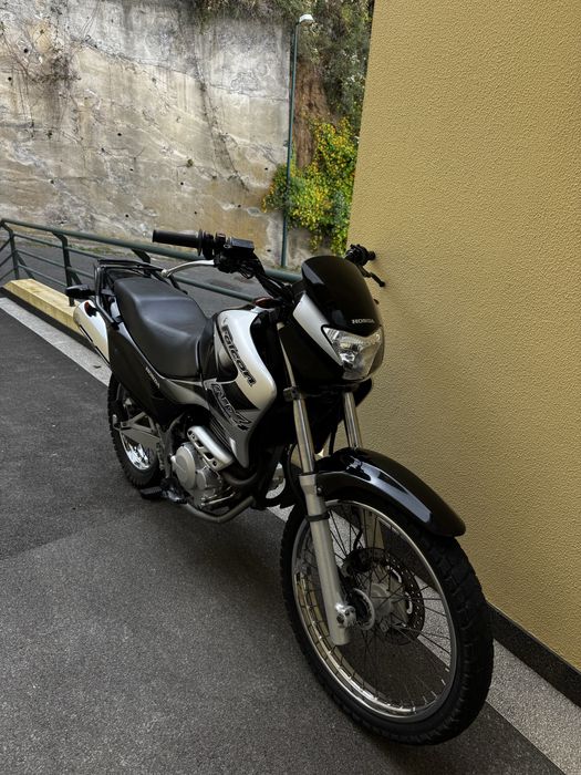 Falcon Nx400………..,