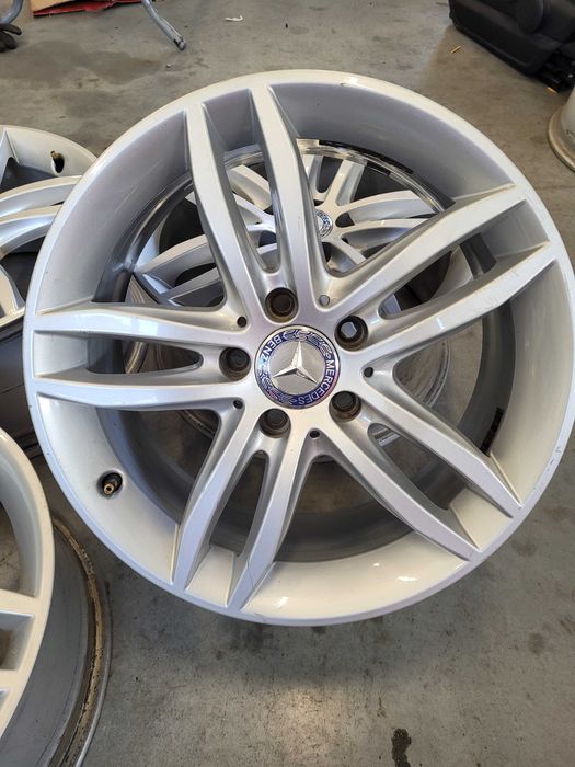 Felgi aluminiowe r 17 Mercedes 5x 112 komplet