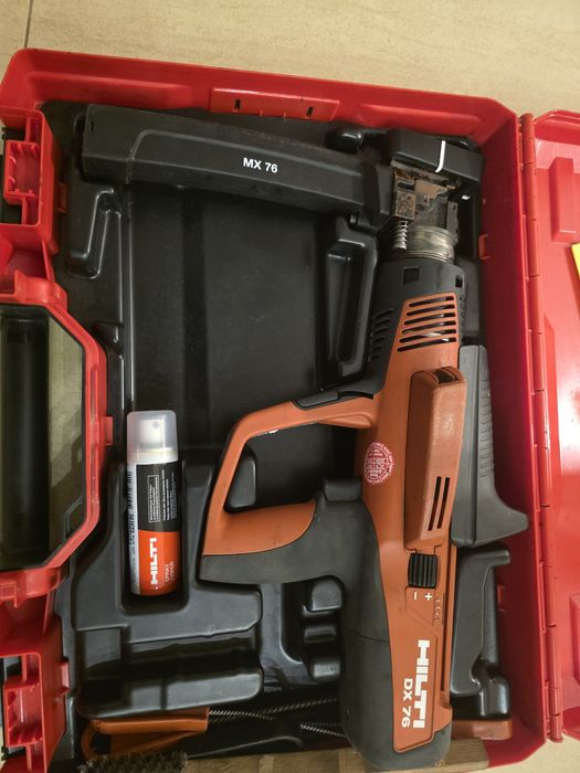 Osadzak hilti Dx76
