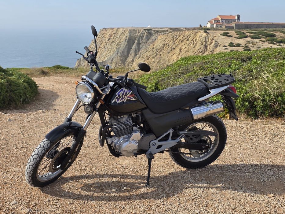 Honda SLR 650 em bom estado