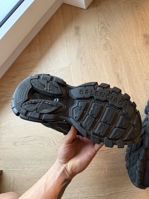 Balenciaga track оригінал