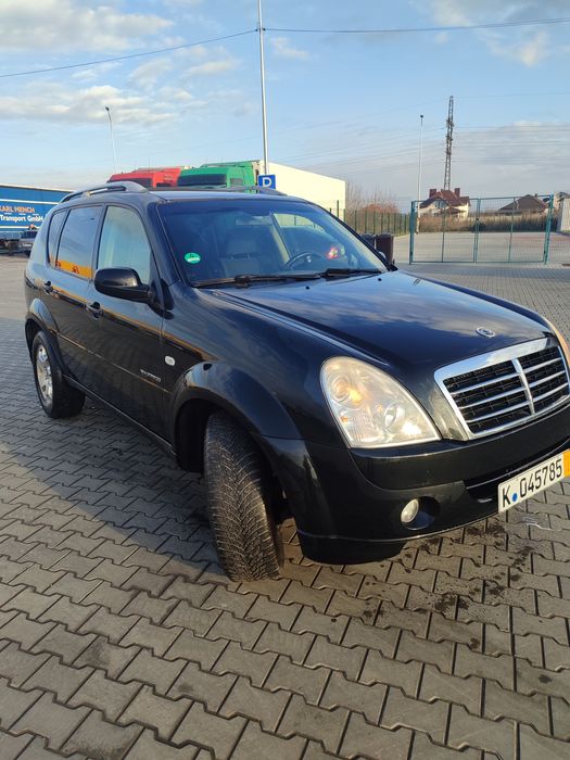 Продам Рекстон..