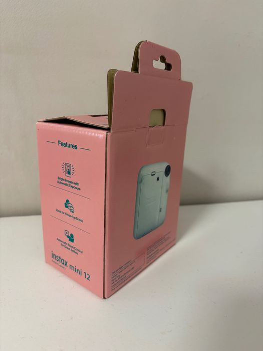 Câmara Instax mini 12