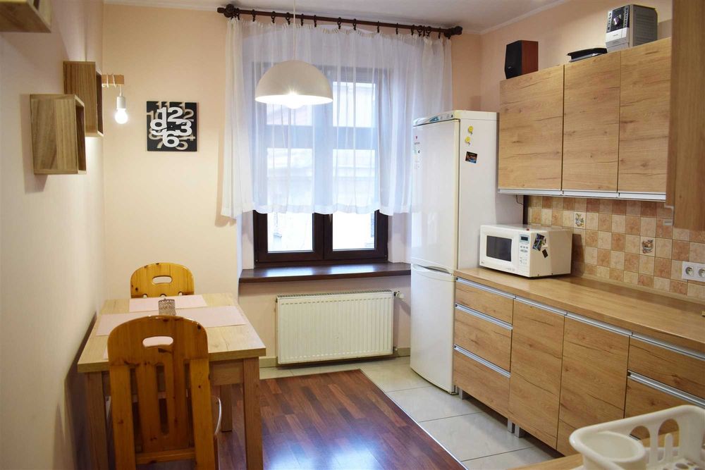 Centrum- duże 2- pokojowe, 63m2