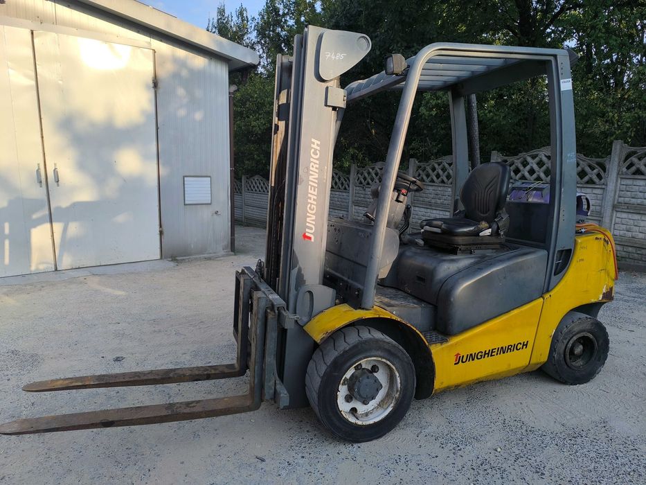 Wózek widłowy jungheinrich triplex wolny skok 2,5 t gaz