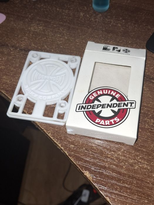 Подкладки Indepedent