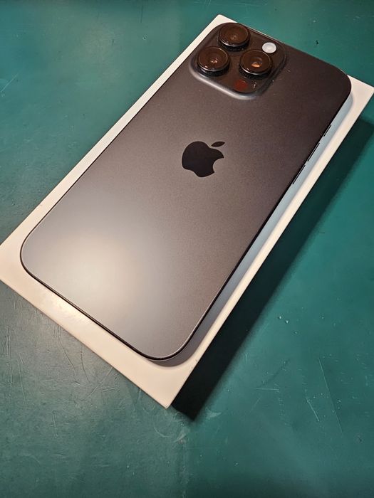 iPhone 16 pro Max 256gb