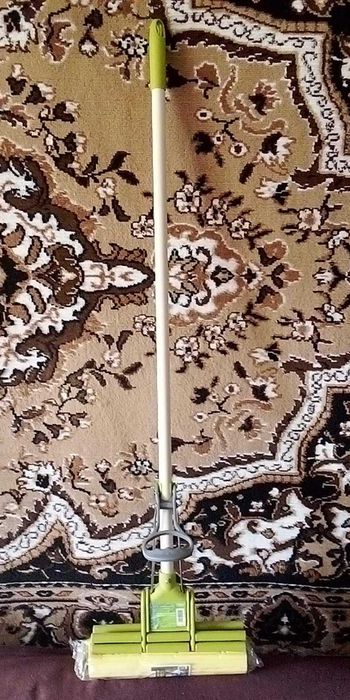 Продам б/у швабры с/без новым мопом (насадкой)