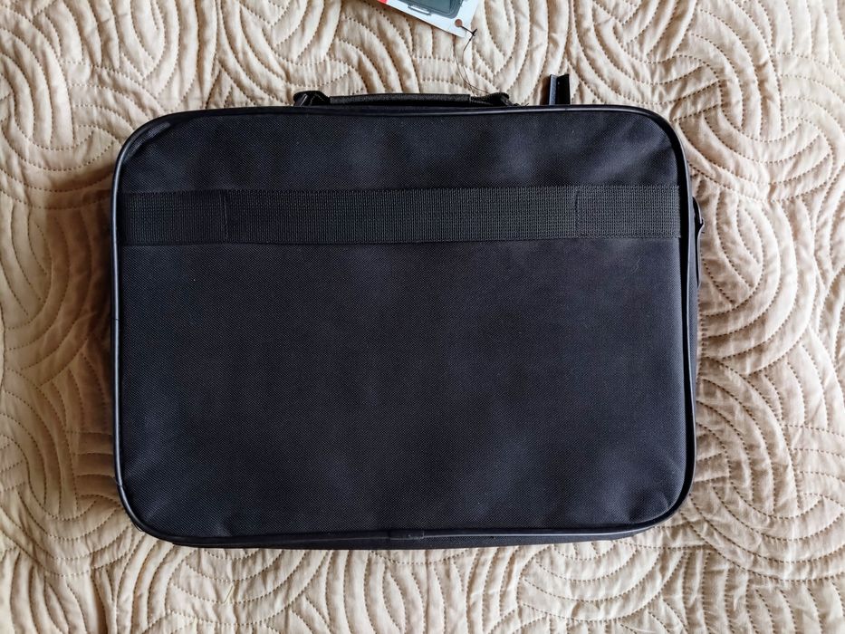 Torba na laptopa 15,6" sztywna Modecom