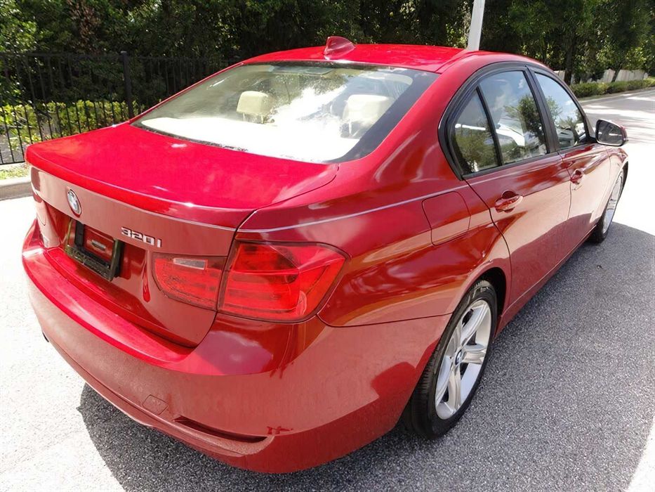 BMW 320I      2015