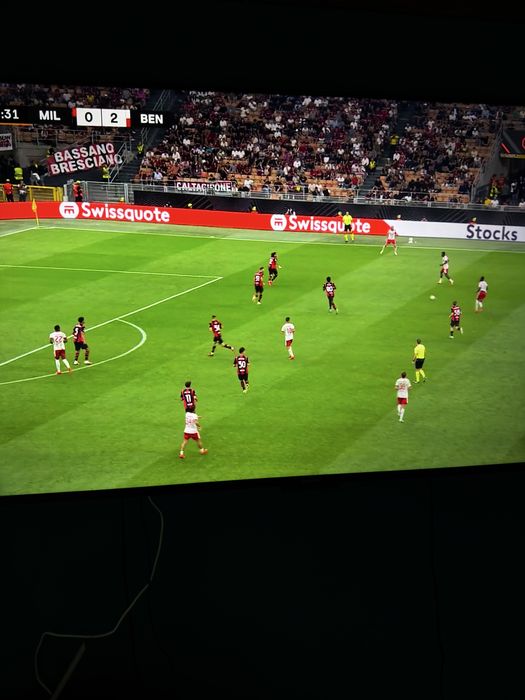 Tv sharb 4k ultra hd Qled 144hz plus kino domowe
