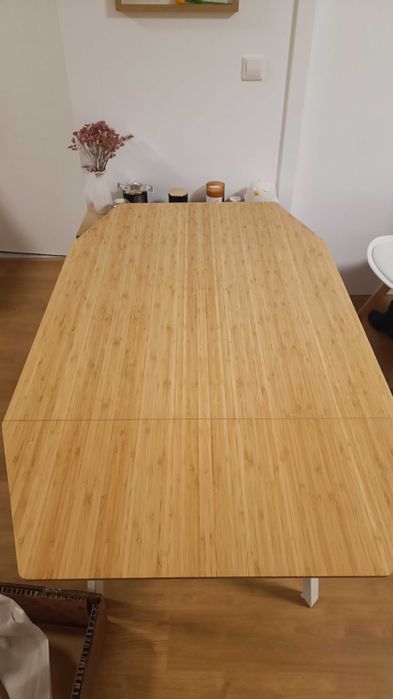 Mesa extensível IKEA bambu