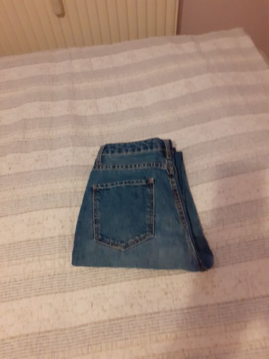 Spodnie jensy Bershka 34 wysoki stan