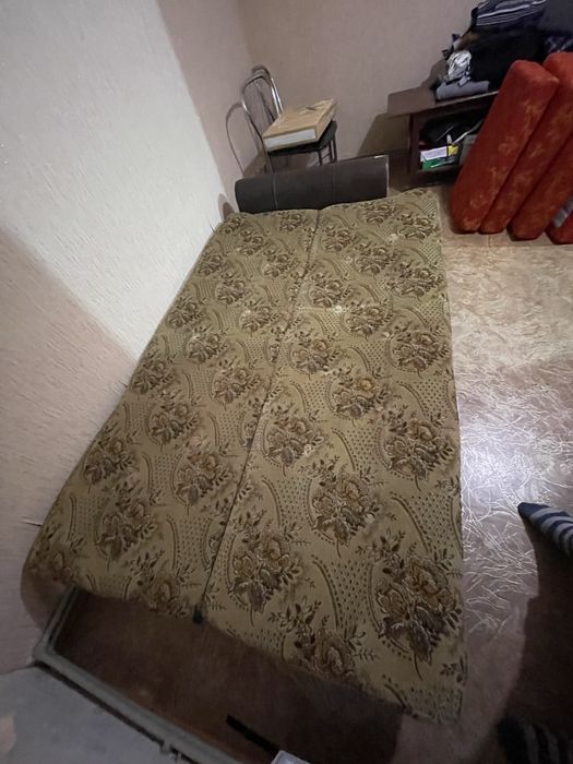 Продам диван самовывоз