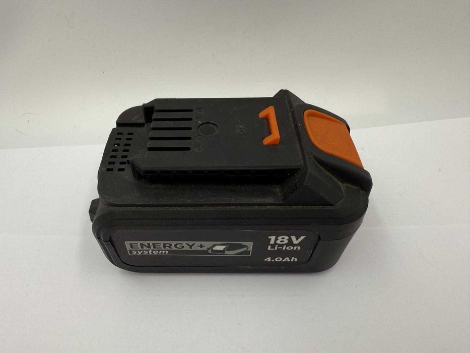 Akumulator GRAPHITE 4AH 58G004
od Loombard Jarocin